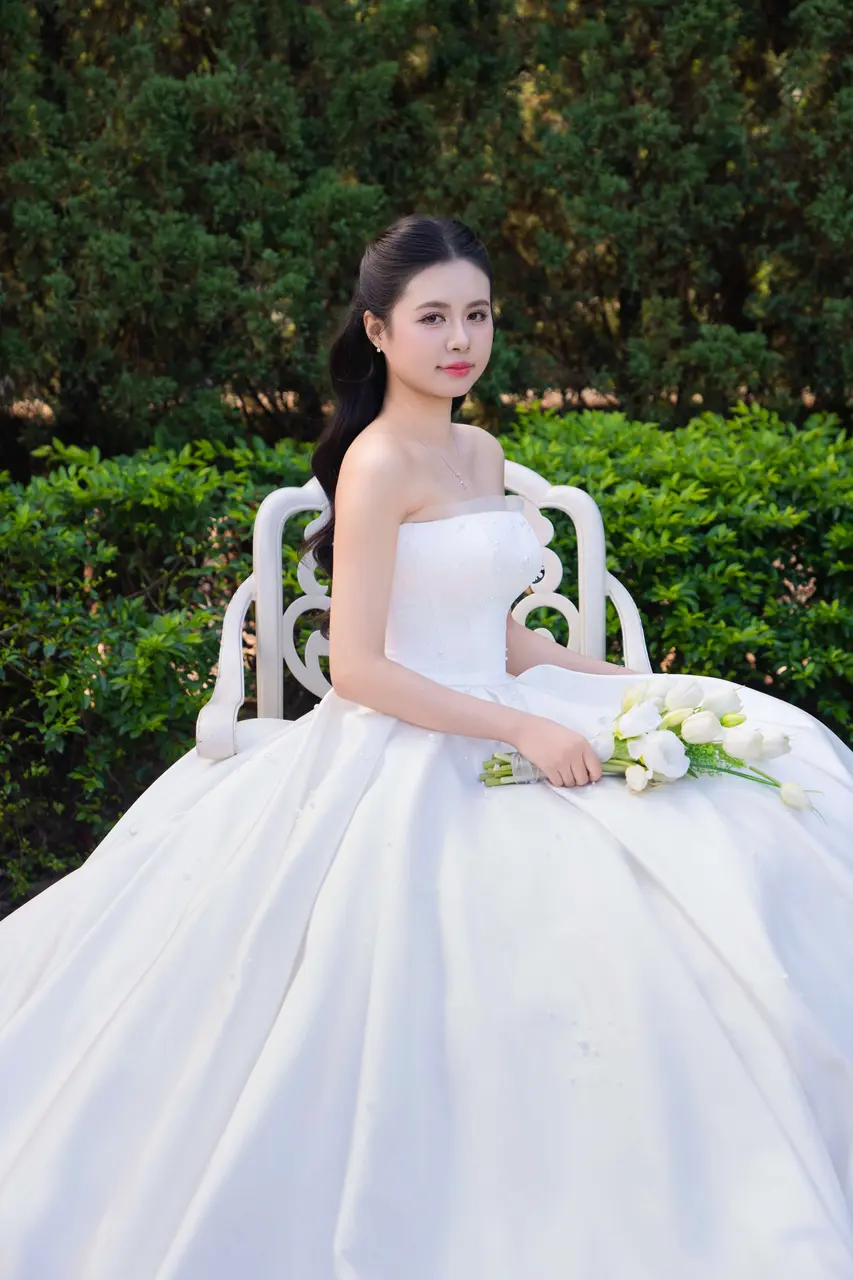 Nâng ly chúc mừng